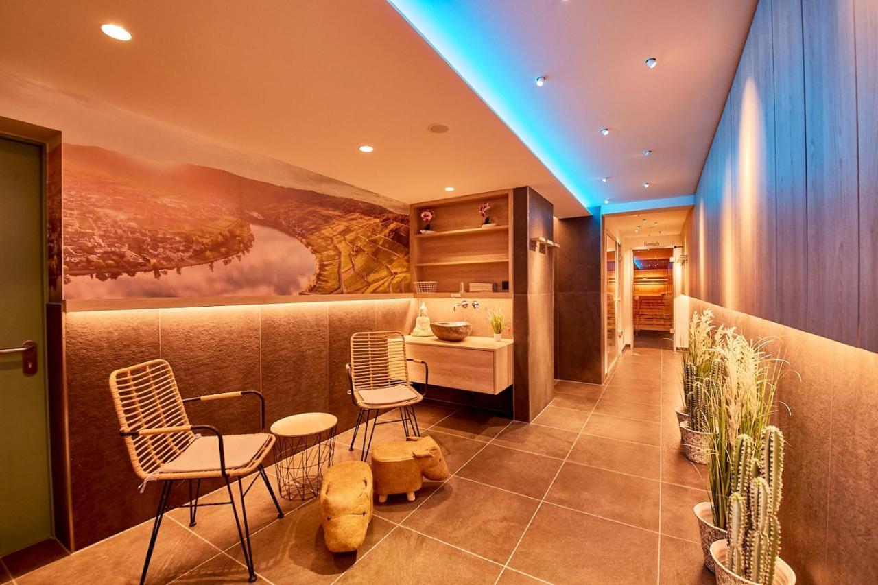 Weinhotel St. Stephanus Цельтінґен-Рахтіґ Екстер'єр фото