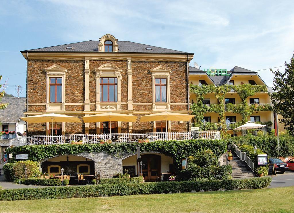 Weinhotel St. Stephanus Цельтінґен-Рахтіґ Екстер'єр фото